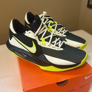 Nike Precision VI Men’s 8 Black and Neon Green Basketball Shoes
